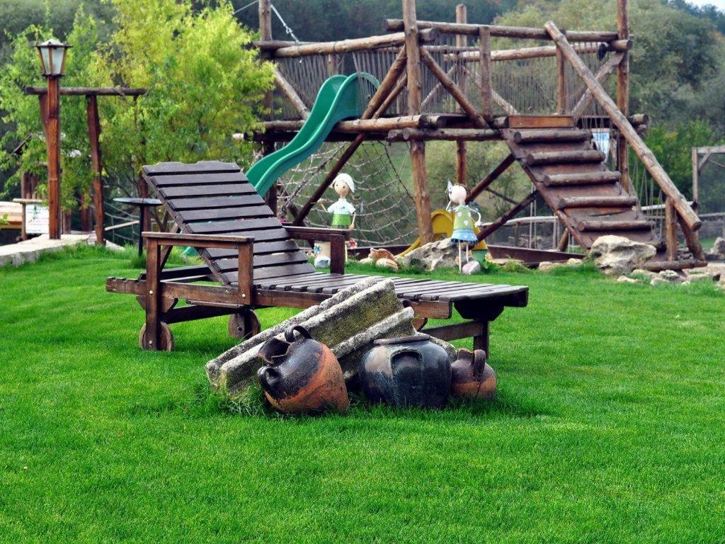 Complex Barite Hotel Chernevo Bagian luar foto