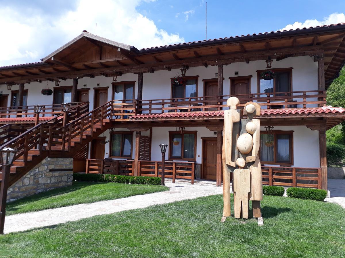 Complex Barite Hotel Chernevo Bagian luar foto
